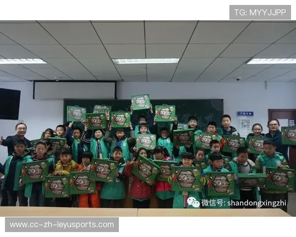 自行车队完善青少年训练营的营养配餐与健康监测制度，自行车运动员每日训练